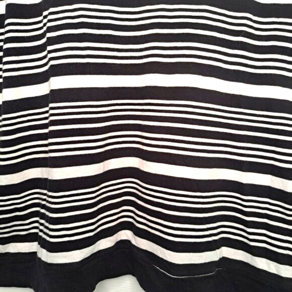 Torrid Black and White Striped Elbow Length Sleeve Top Plus Size 3 - Picture 4 of 5